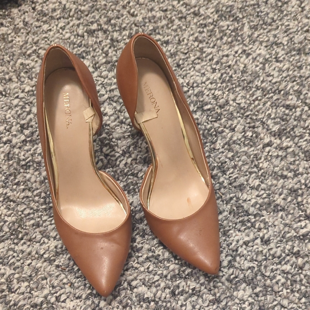 Merona Brown Heels Classic Pointed-Toe Pumps